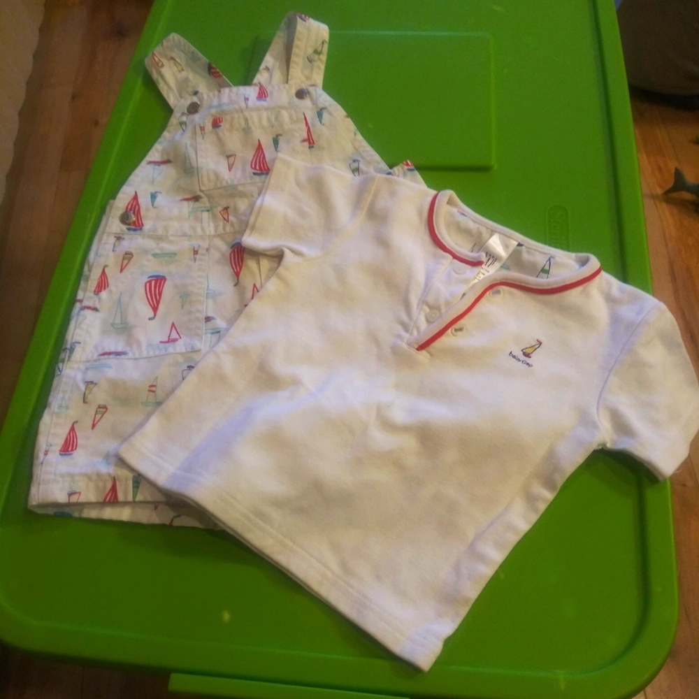 Sailboat Graphic 2pc. Shortall set